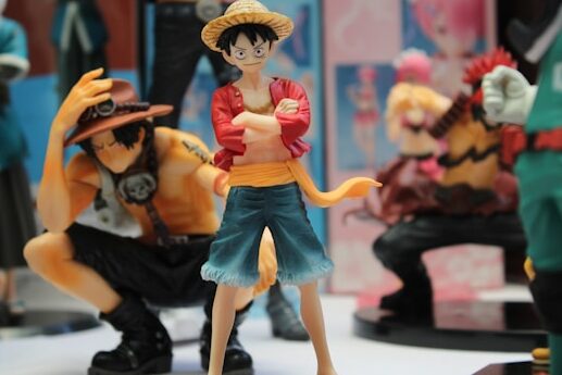 Figure of Luffy from the anime One Piece posing with crossed arms.