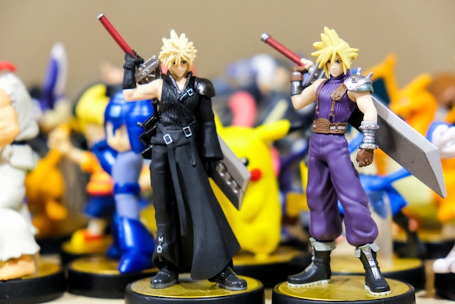 Cloud Strife, a playable character from Final Fantasy VII where players can interact with other characters.